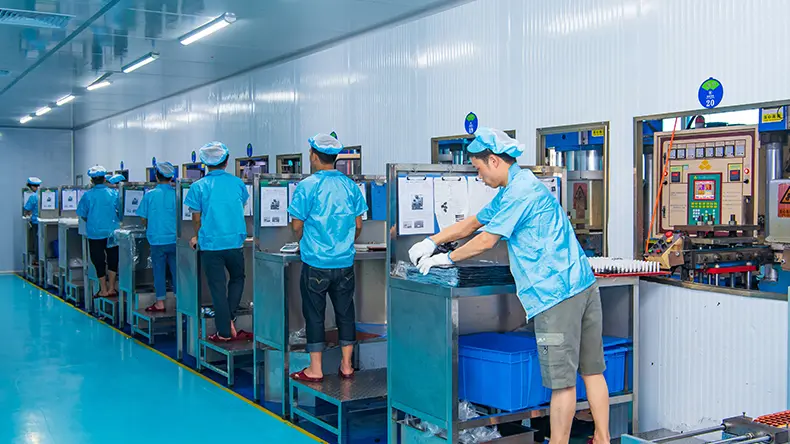 Jakie są procesy produkcyjne stałych produktów silikonowych?